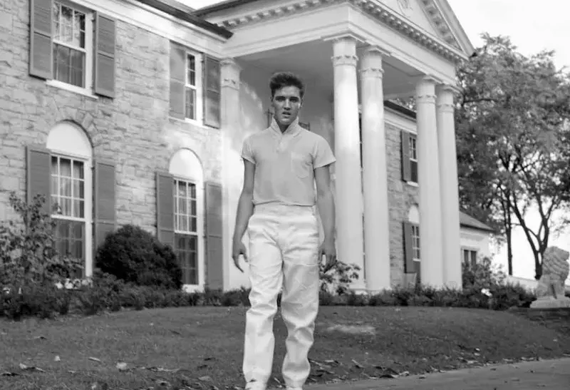 Histórica casa de Elvis Presley en Graceland será subastada al mejor postor