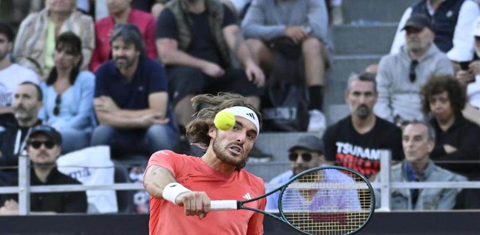 Stéfanos Tsitsipás pierde el control tras sufrido triunfo sobre Jan-Lennard Struff