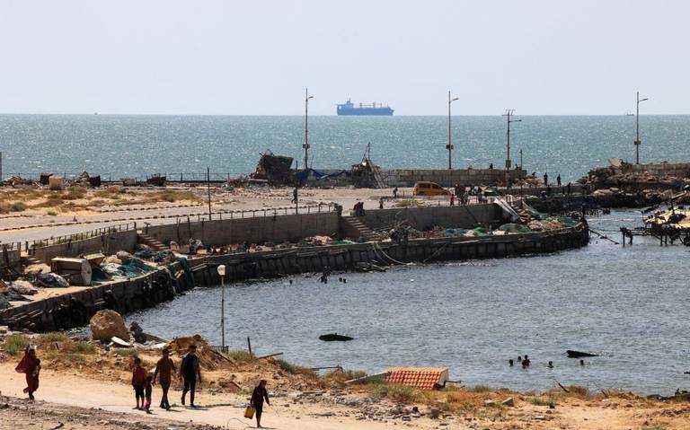 EU desembarca ayuda humanitaria para Gaza a través de un muelle artificial