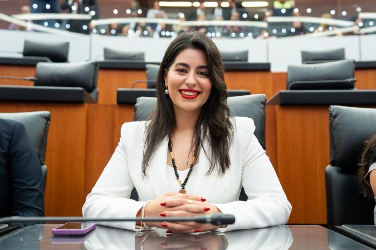 “Estaremos donde nos necesite el movimiento de transformación”: Ana Chiquete tras asumir la Senaduría