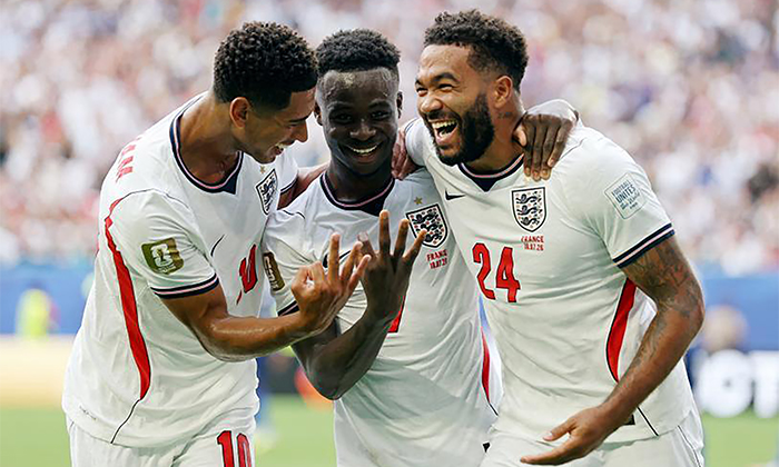 Inglaterra se impone 6-4 a Francia en gran partido